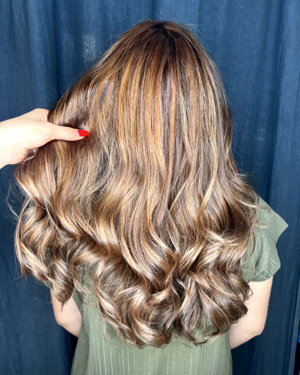 Balayage in warmen Kupfertönen